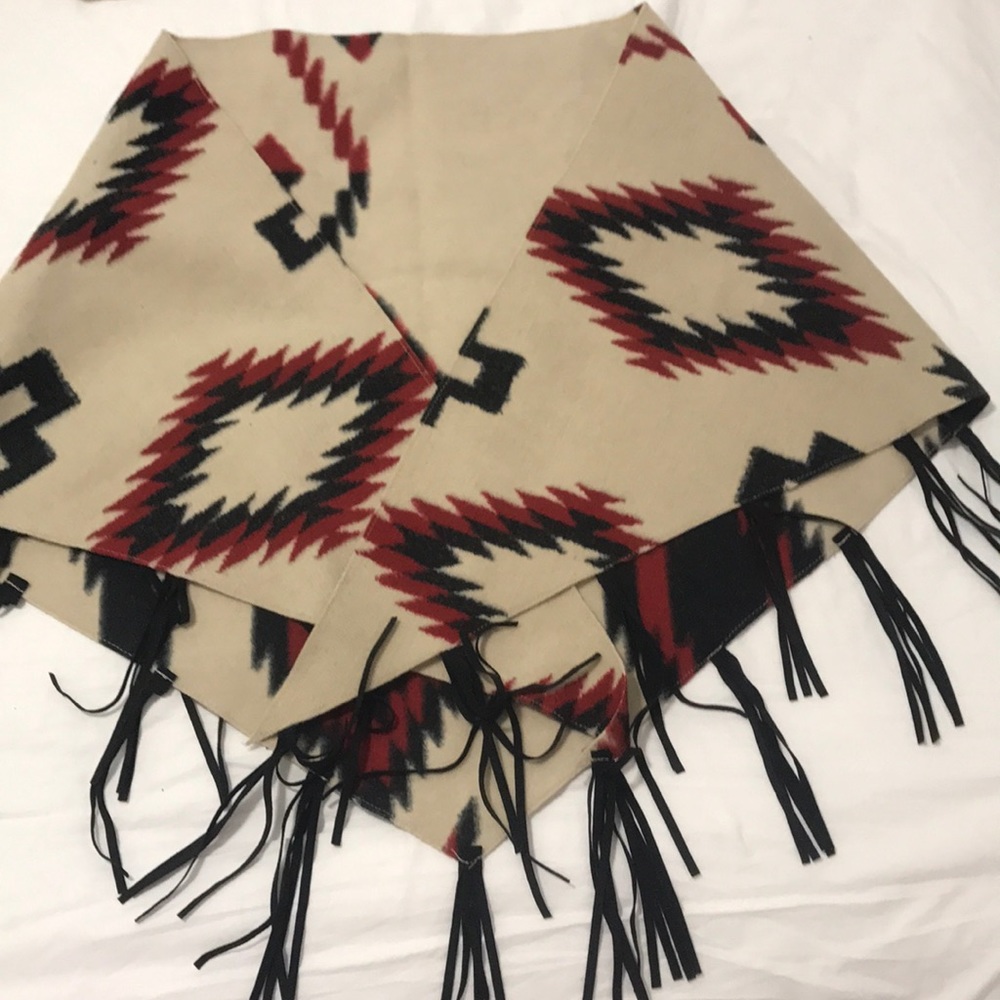 Large Aztec wrap with tassels! Express!